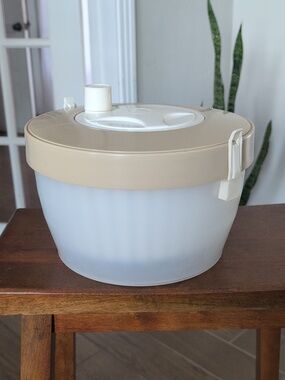 Vintage Hoan Salad Spinner Basket Set